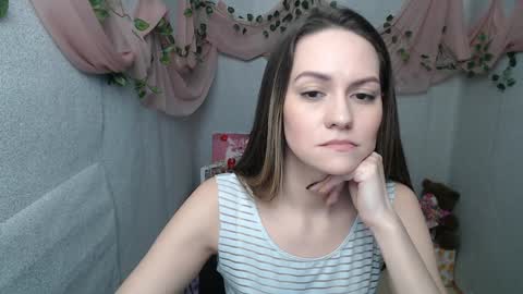 Lina online show from 01.14.25