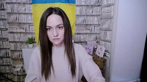 Lina online show from 09.28.25