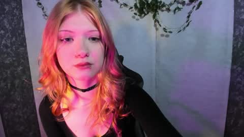 Lina online show from 04.07.26