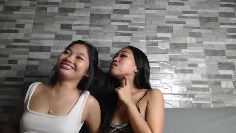 Snapshot of linadebie chatting on 11.16.25 LinaDebie online show from 11.16.25