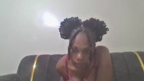 linahusu online show from 11.17.25