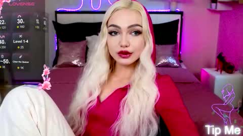 I am Lina online show from 09.19.25