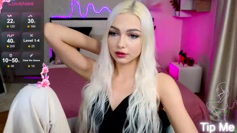 I am Lina online show from 09.26.25