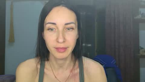 LinaLivee online show from 02.03.26