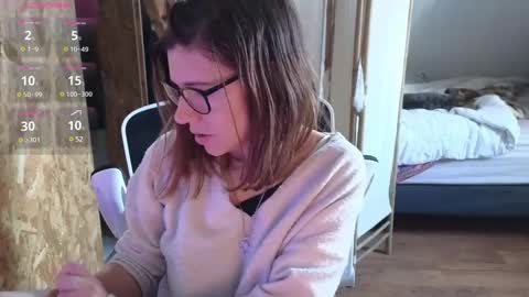 Lina online show from 02.15.25