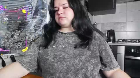 Lina online show from 09.13.25