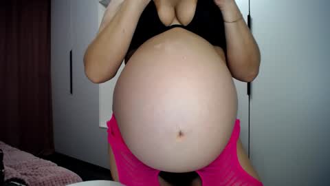 Lina Sparks online show from 12.09.24