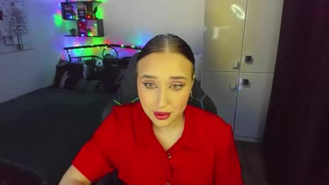 Lina online show from 02.19.26