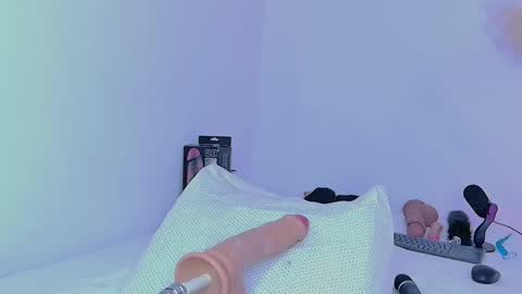 LINAY And VALENTINA - INSTAGRAM LINAY MVP online show from 03.05.25