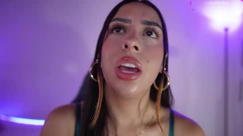 Lincy Rios  online show from 05.15.26