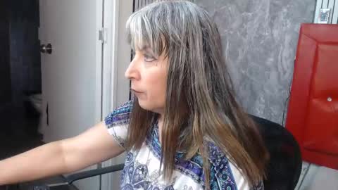 Linda online show from 09.11.25