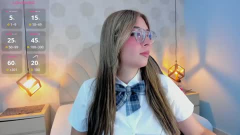 Snapshot of linda_balti chatting on 07.07.26 LINDA online show from 07.07.26