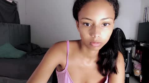 linda brown  online show from 02.10.26