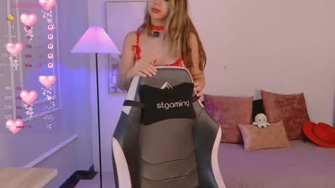 linda_caroline online show from 10.07.25