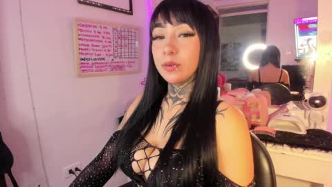 Lindaa maria  online show from 04.07.26