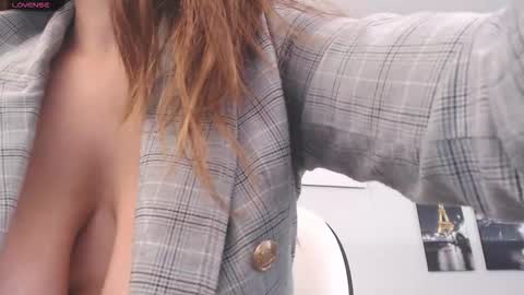 Maria Paula online show from 10.30.25