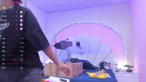 linda_sofi__ online show from 03.10.25