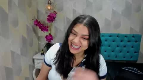 Snapshot of lindabreexlove chatting on 10.25.25 online show from 10.25.25