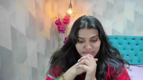 Snapshot of lindabreexlove chatting on 06.17.26 online show from 06.17.26