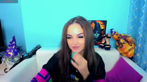 Linda online show from 11.13.25