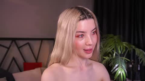 your Linda is back online show from 04.11.26