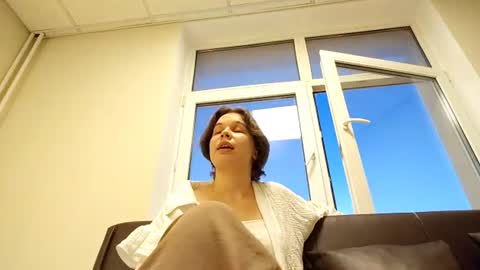 Linda  online show from 06.17.26