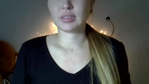 Anna online show from 03.10.26