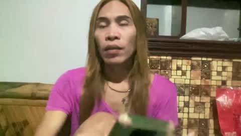 Snapshot of lingkure_69ts chatting on 01.01.25 weng bustamante online show from 01.01.25