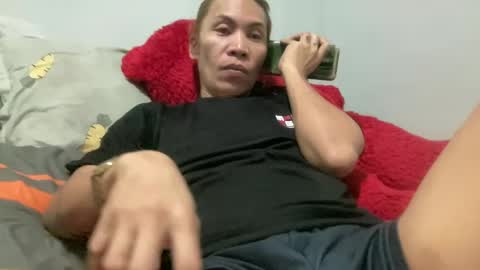 Snapshot of lingkure_69ts chatting on 01.19.25 weng bustamante online show from 01.19.25