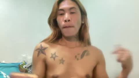 Snapshot of lingkure_69ts chatting on 02.25.25 weng bustamante online show from 02.25.25