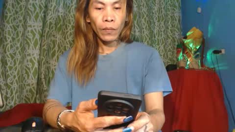 Snapshot of lingkure_69ts chatting on 09.25.25 weng bustamante online show from 09.25.25