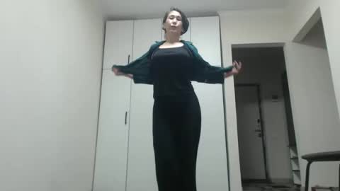 LinKissKiss online show from 04.01.26