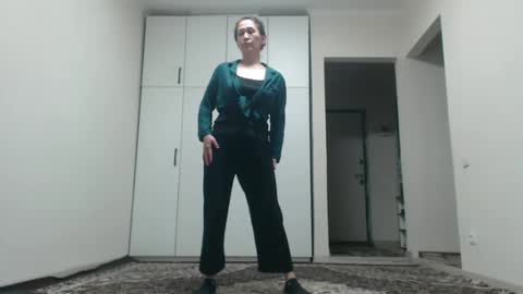 LinKissKiss online show from 04.17.26