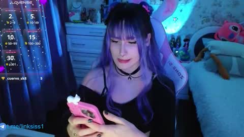 Snapshot of linksiss chatting on 11.26.25 linksiss online show from 11.26.25