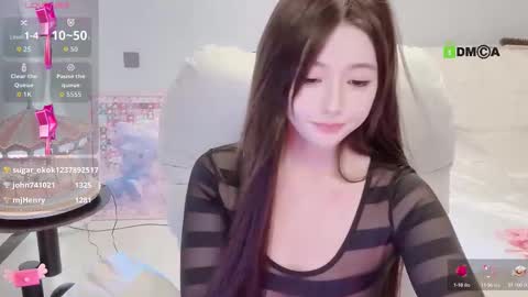 Snapshot of linna_fairy chatting on 10.03.25 Linna online show from 10.03.25