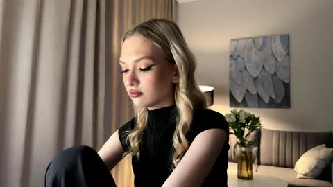 Emma online show from 04.13.26