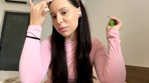 Anna online show from 04.03.26