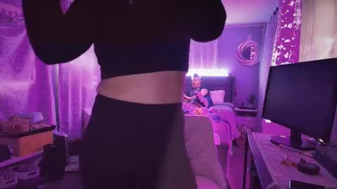 linuxgirlsudosu online show from 04.05.26