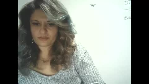 lionessmom online show from 11.06.25