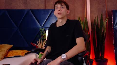 Snapshot of lionfoster chatting on 12.13.25 LION FOSTER online show from 12.13.25