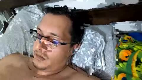 lionhot_36 online show from 12.17.25