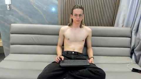 Lior evan online show from 11.30.25