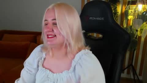 LioraArdyn online show from 05.27.26