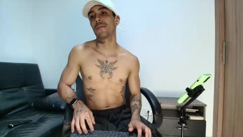 Snapshot of liorvante chatting on 06.09.26 Lior Vante online show from 06.09.26
