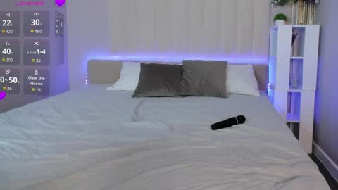 Lira revery online show from 04.06.26