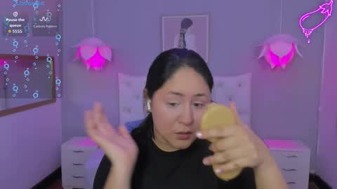 Lisa online show from 01.05.26