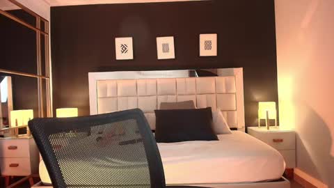 Lisa online show from 02.05.25