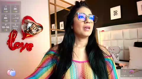 Lisa online show from 02.20.25