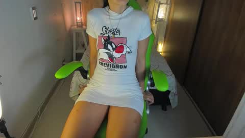 Lisa  online show from 10.17.25