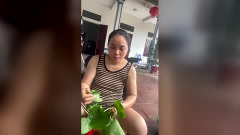 lisa_hanw online show from 04.15.26